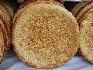 Узбекские лепешки в тандыре