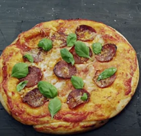 Пицца в глубокой сковороде Weber (видео)