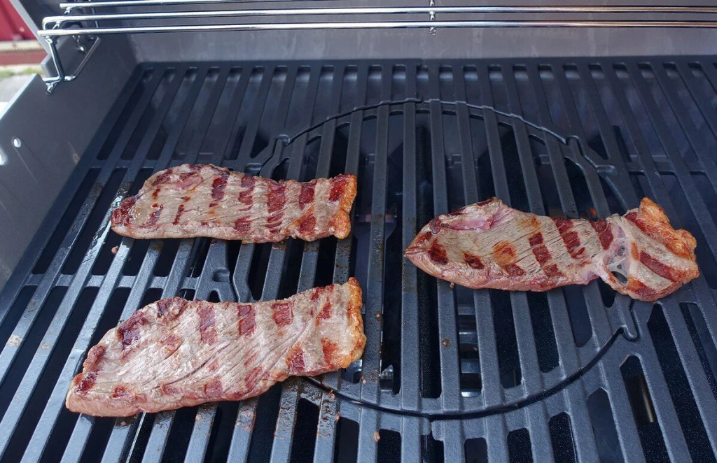 how_to_choose_a_gas_grill_6.jpg how_to_choose_a_gas_grill_6.jpg