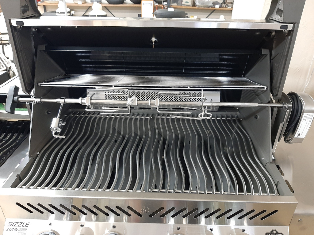 how_to_choose_a_gas_grill_8.jpg how_to_choose_a_gas_grill_8.jpg